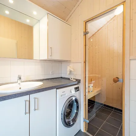 Charmante Sauna-huette Fuer 6 Personen *